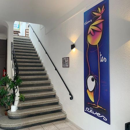 Hotel Le Centre Le Boulou Luaran gambar