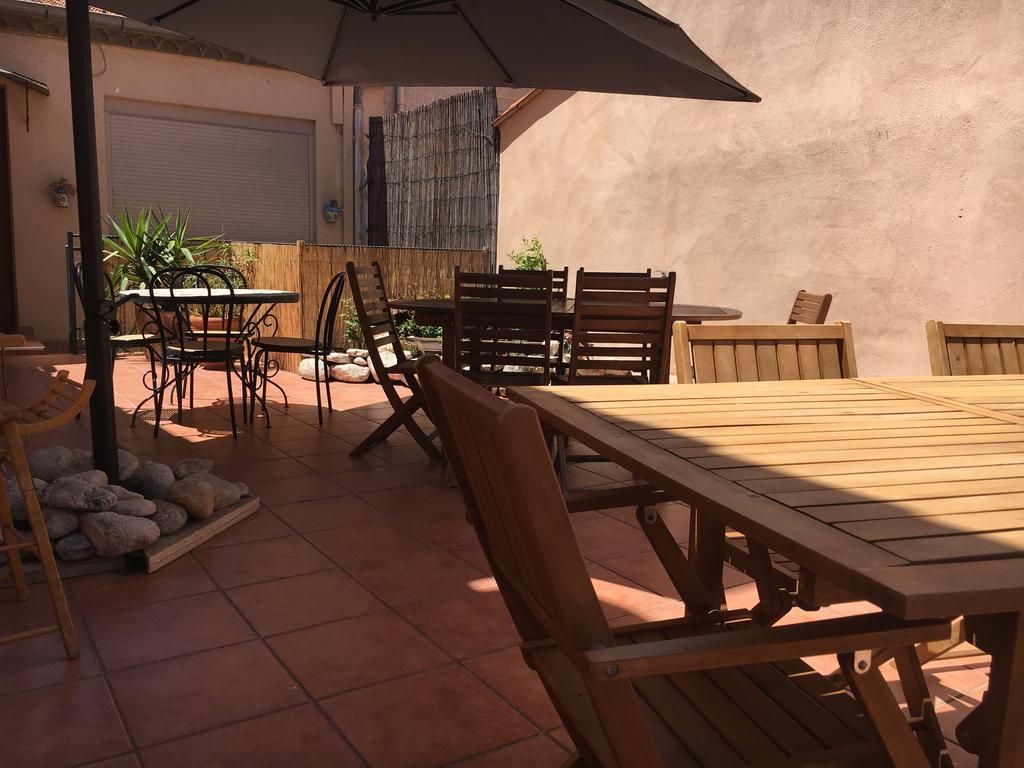 Hotel Le Centre Le Boulou Luaran gambar