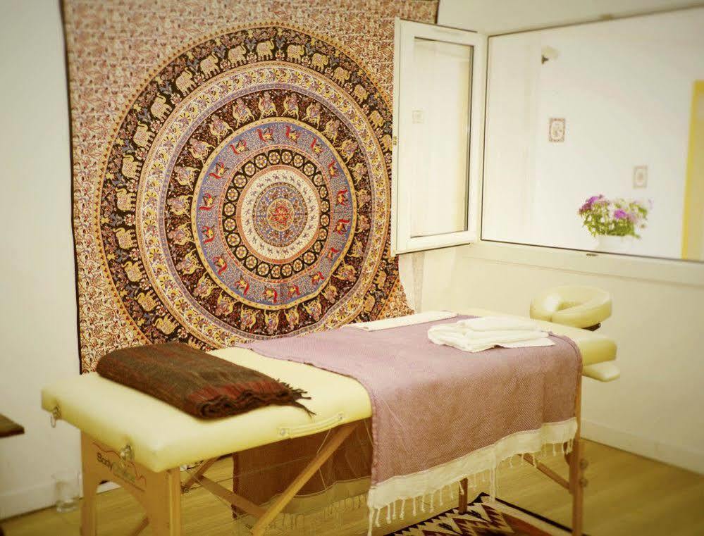 Hotel Le Centre Le Boulou Luaran gambar