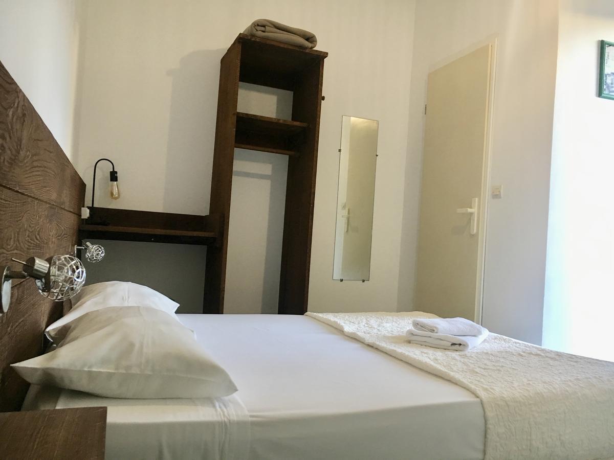 Hotel Le Centre Le Boulou Luaran gambar