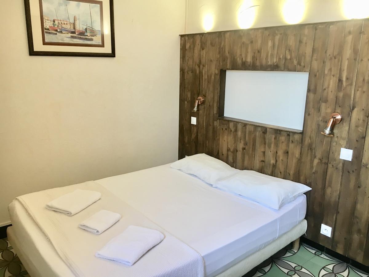Hotel Le Centre Le Boulou Luaran gambar