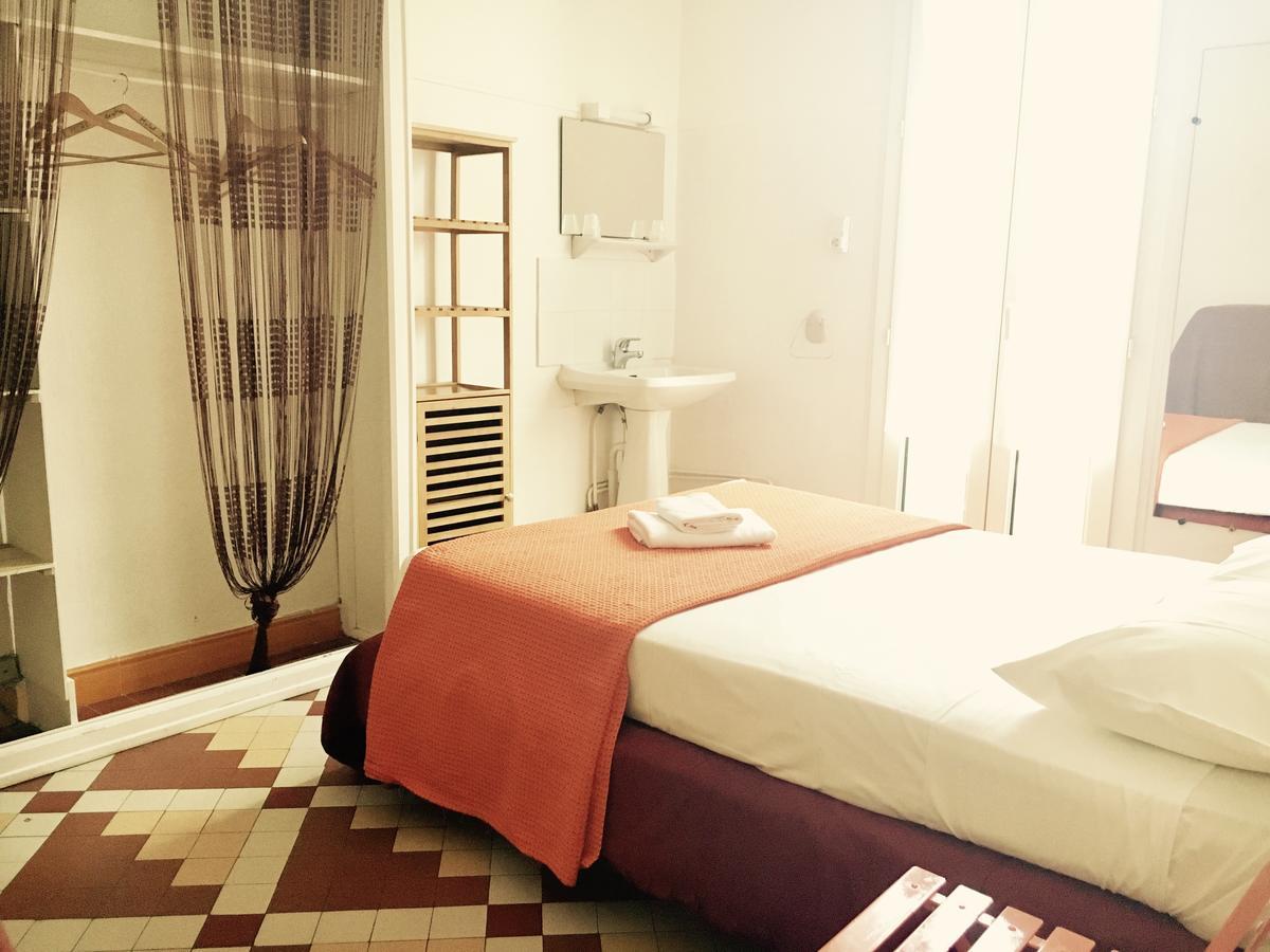 Hotel Le Centre Le Boulou Luaran gambar