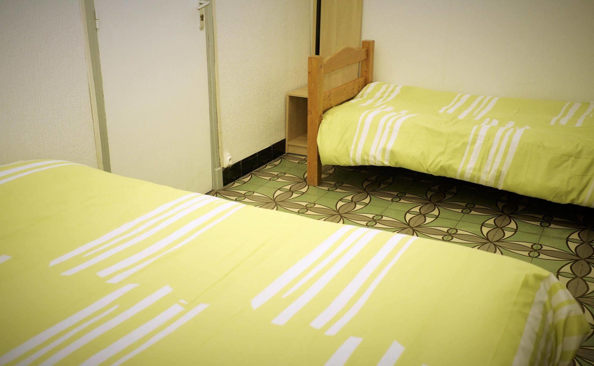Hotel Le Centre Le Boulou Luaran gambar