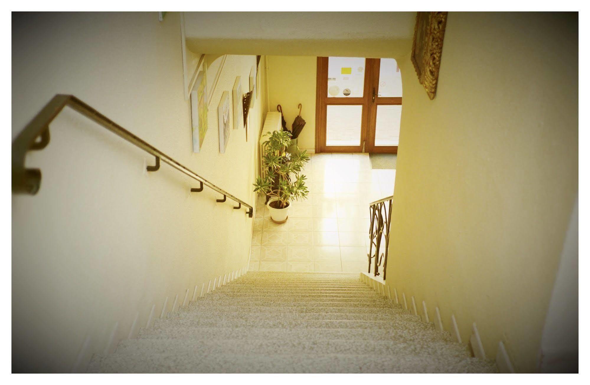 Hotel Le Centre Le Boulou Luaran gambar