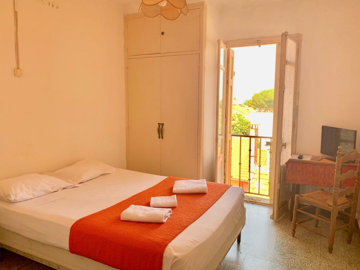 Hotel Le Centre Le Boulou Luaran gambar